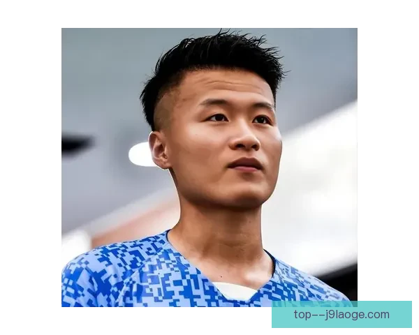 林良铭国足主场破门助力胜利引爆球迷热情 林良铭国足主场破门助力胜利引爆球迷热情